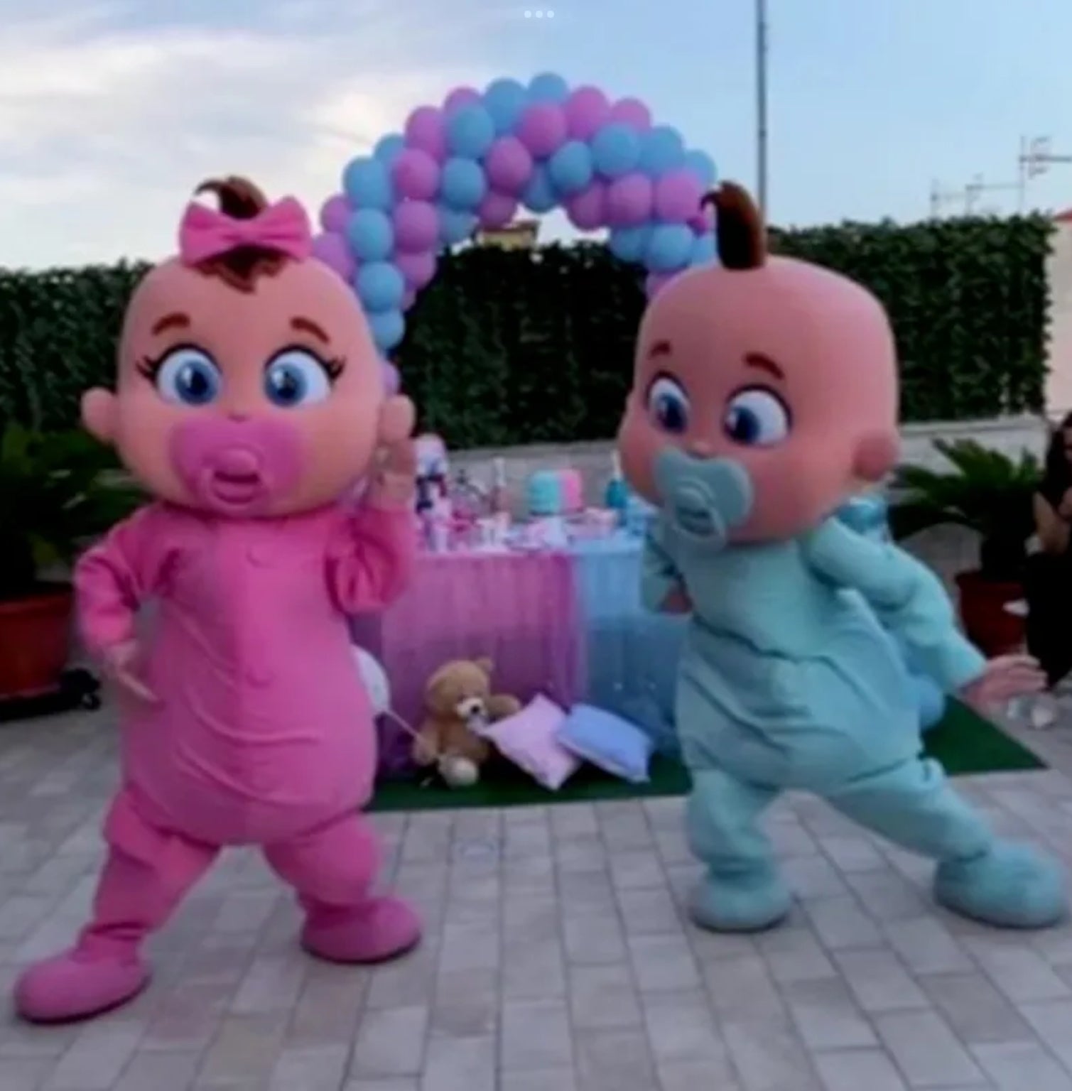 Gender Reveal Girl and Boy Costume Rahme Events