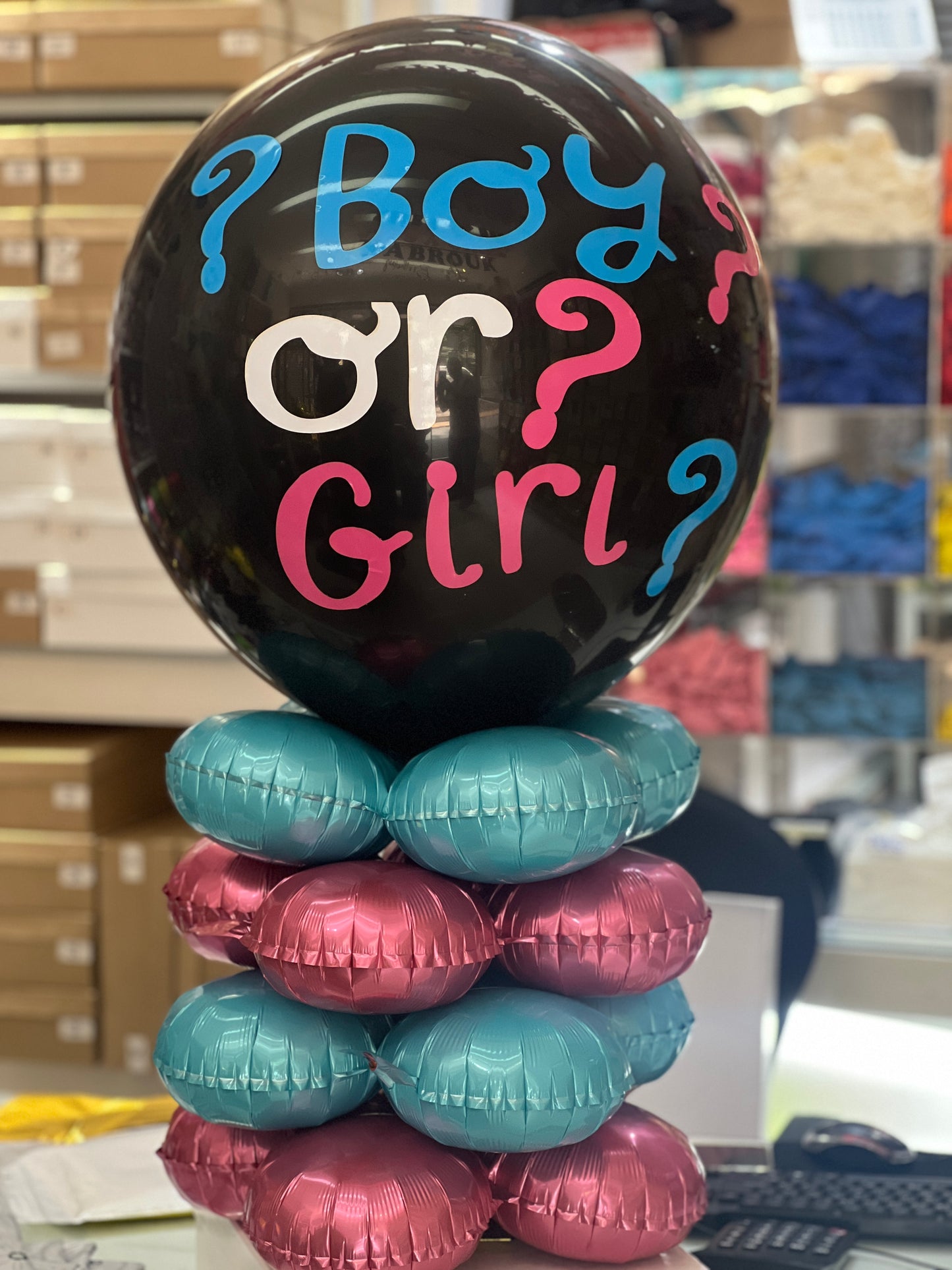Gender Reveal Petals Stand