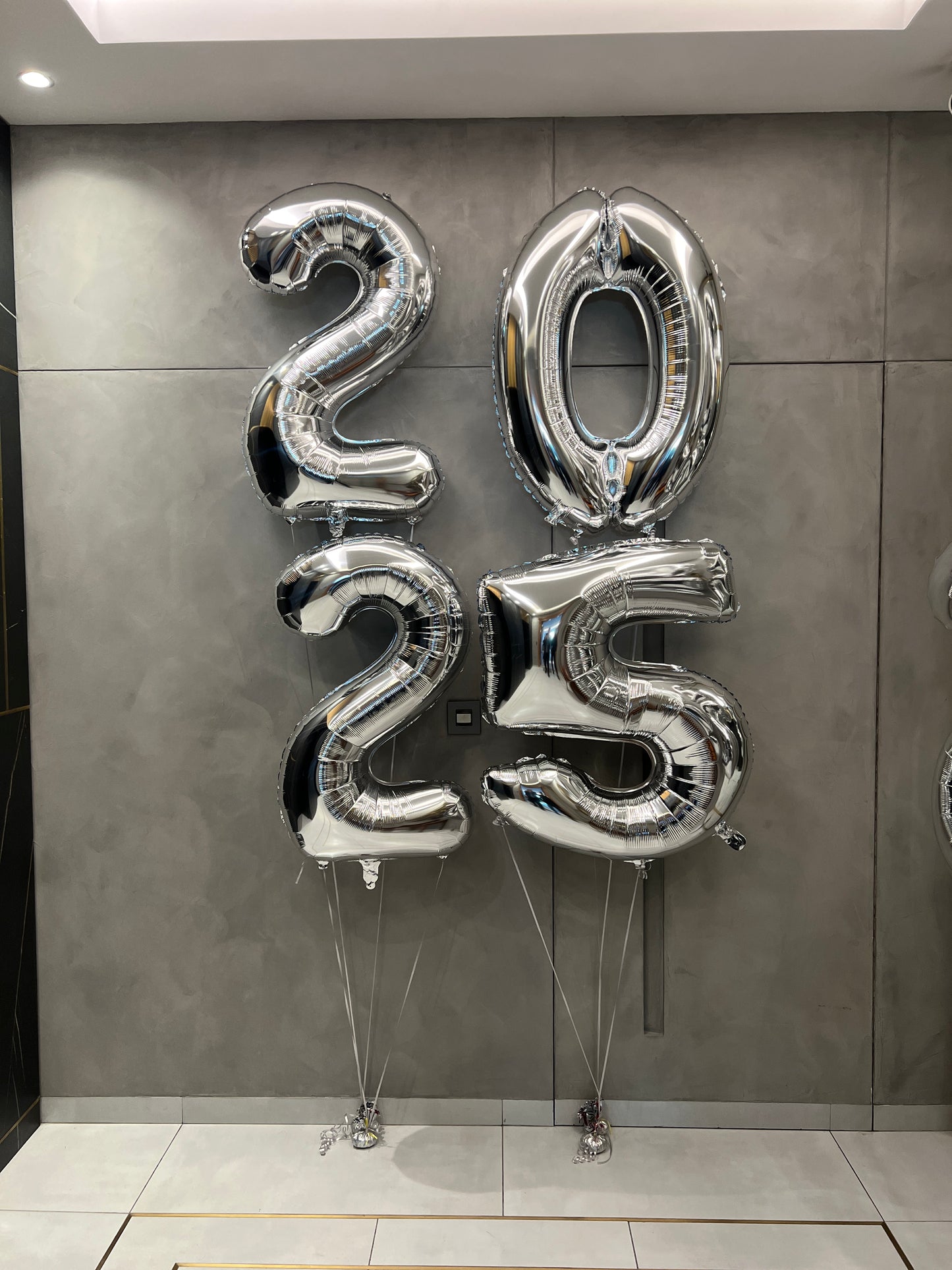 Giant 42 Inch Silver 2025 Balloon-N190S