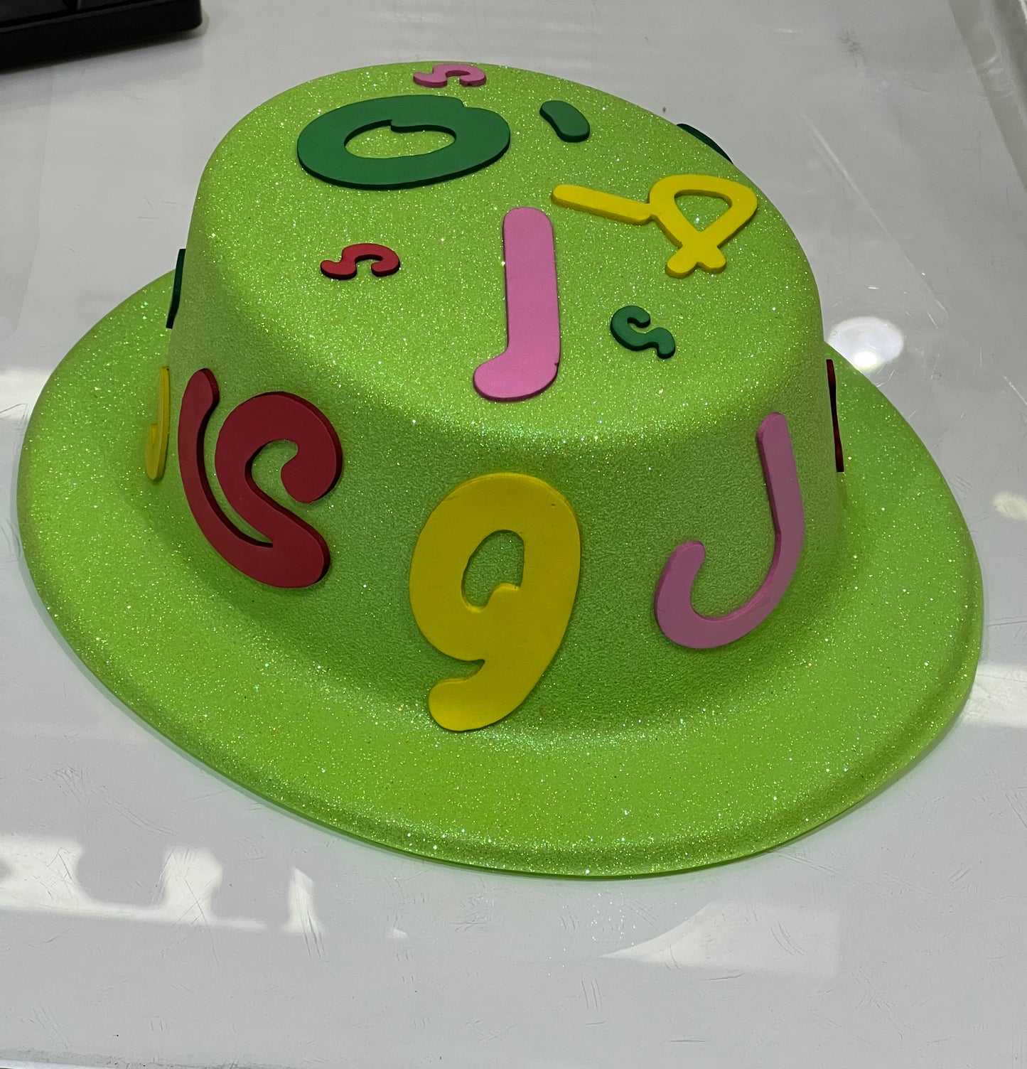 Big Hat-اليوم العالمي للغة العربية