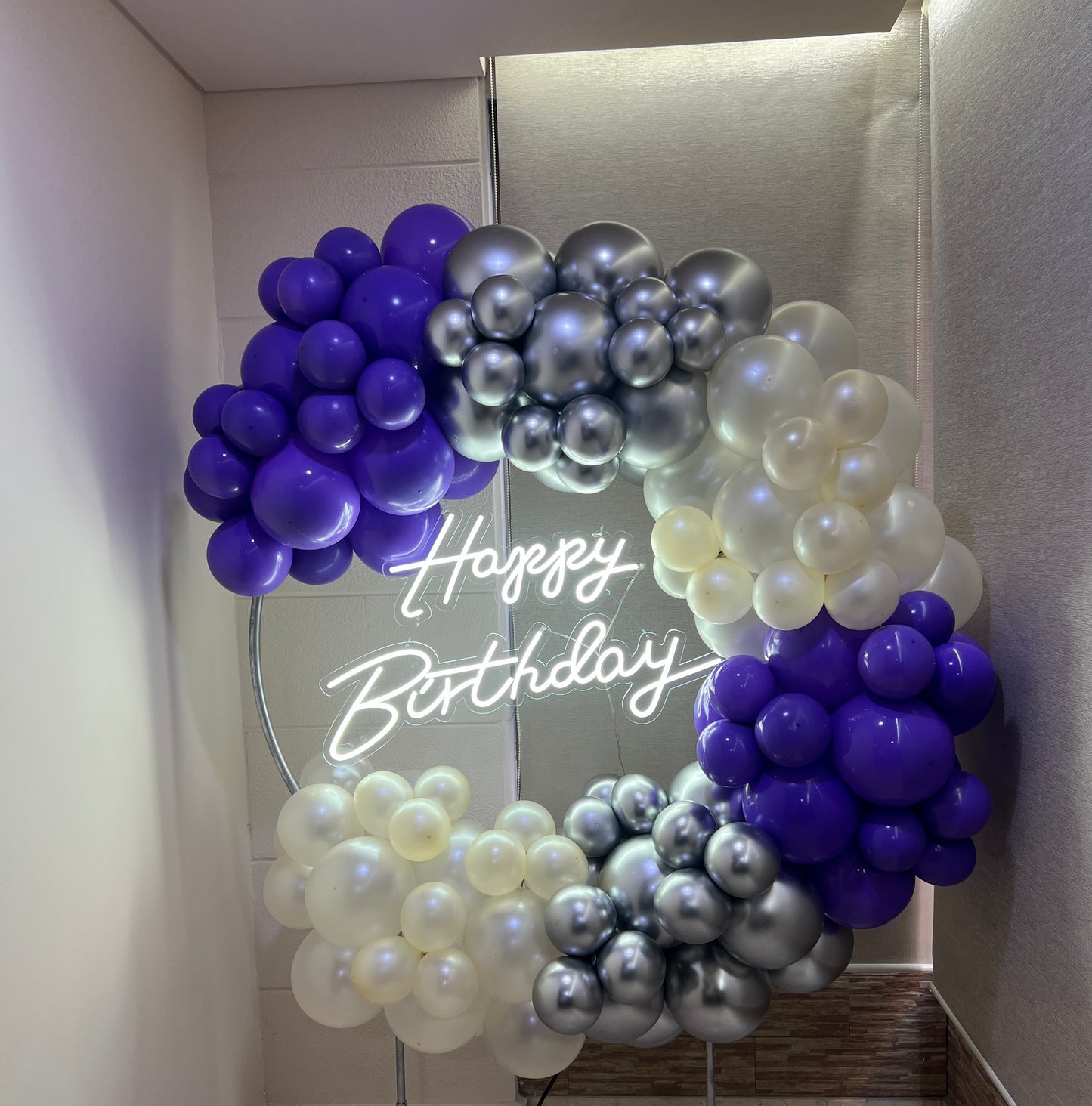 Birthday arrangement circle-S