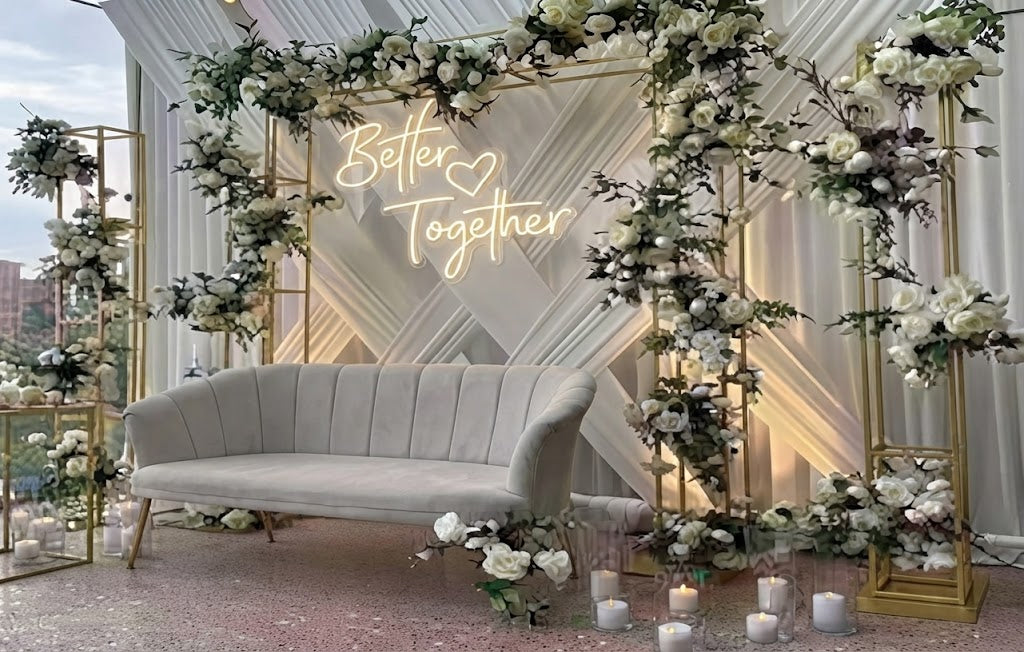 Engagement Decor ED81