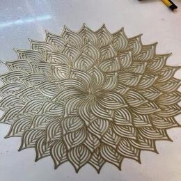 N388-Placemat-Gold