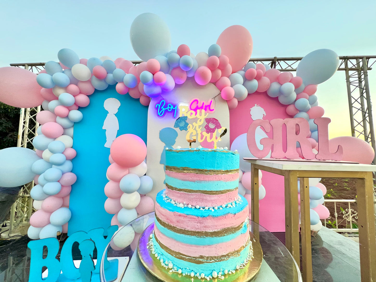 Gender Reveal - Party Decoration