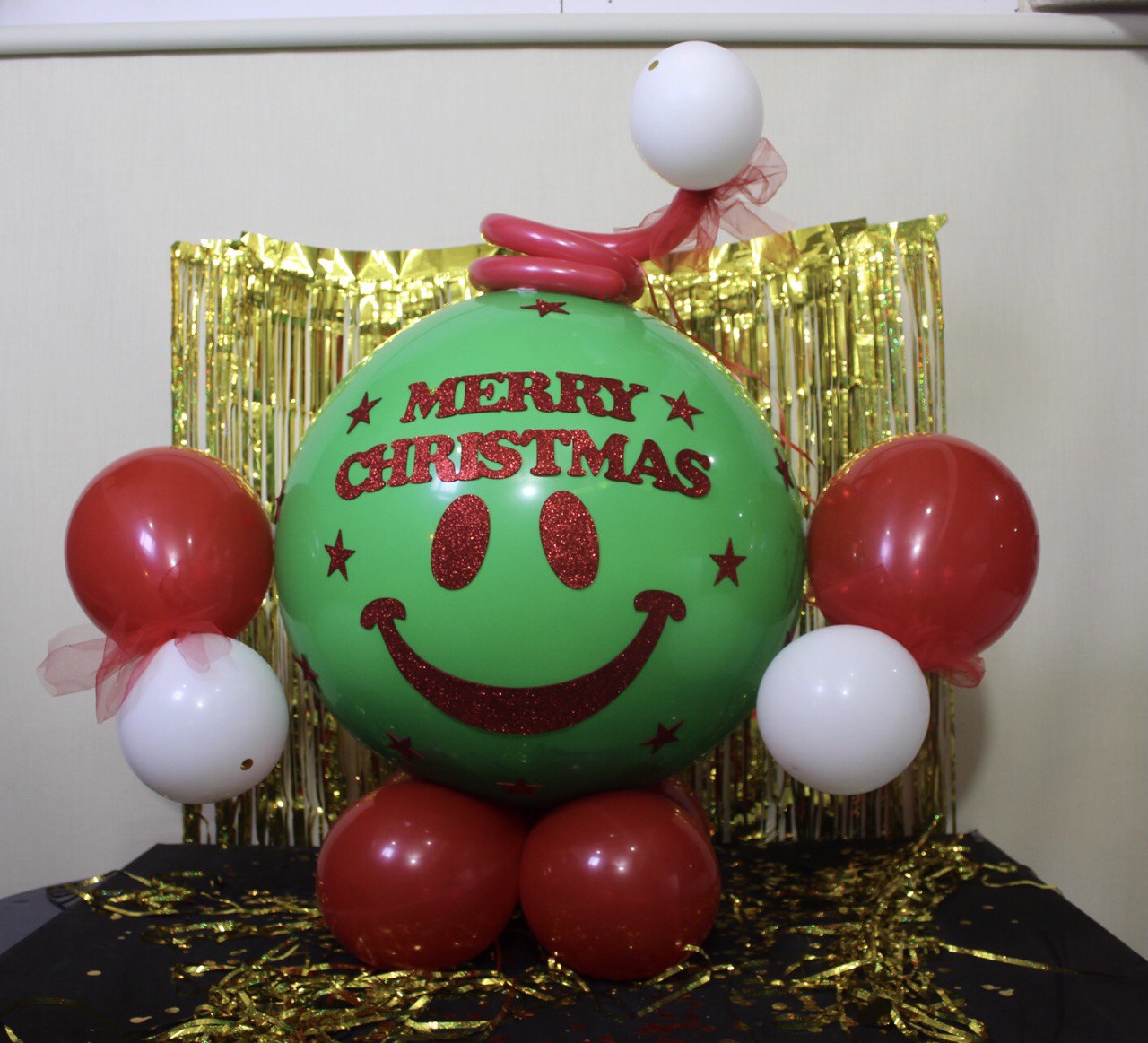 Smiley Pinata Balloon