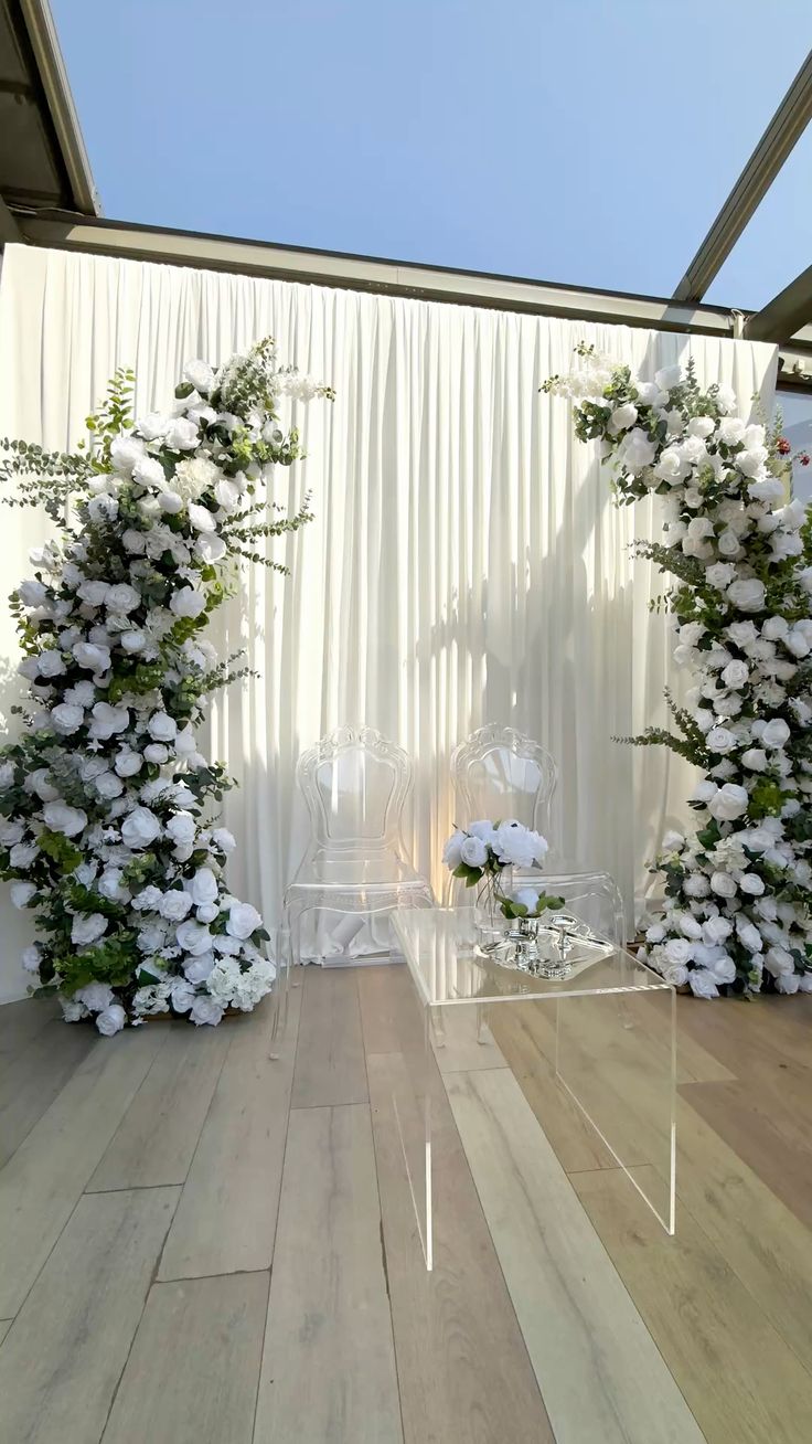 Engagement Decor ED76