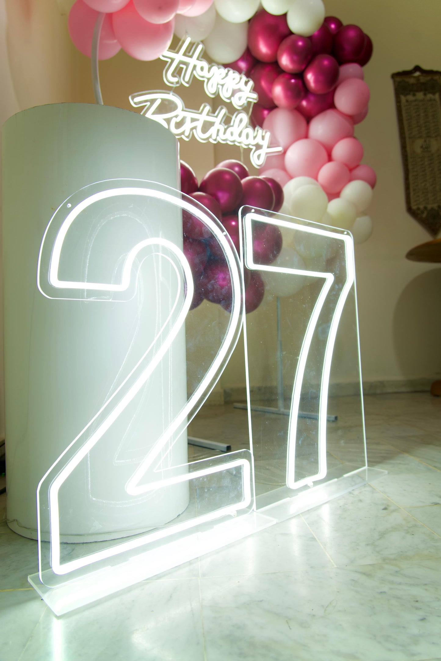Birthday arrangement circle-S1