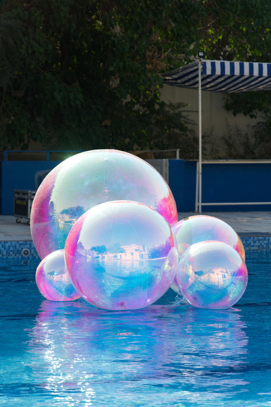 Inflatable mirror balloon