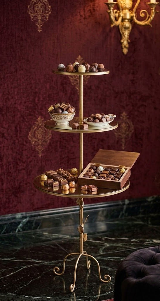 Chocolate Stand 3 Layers (2)