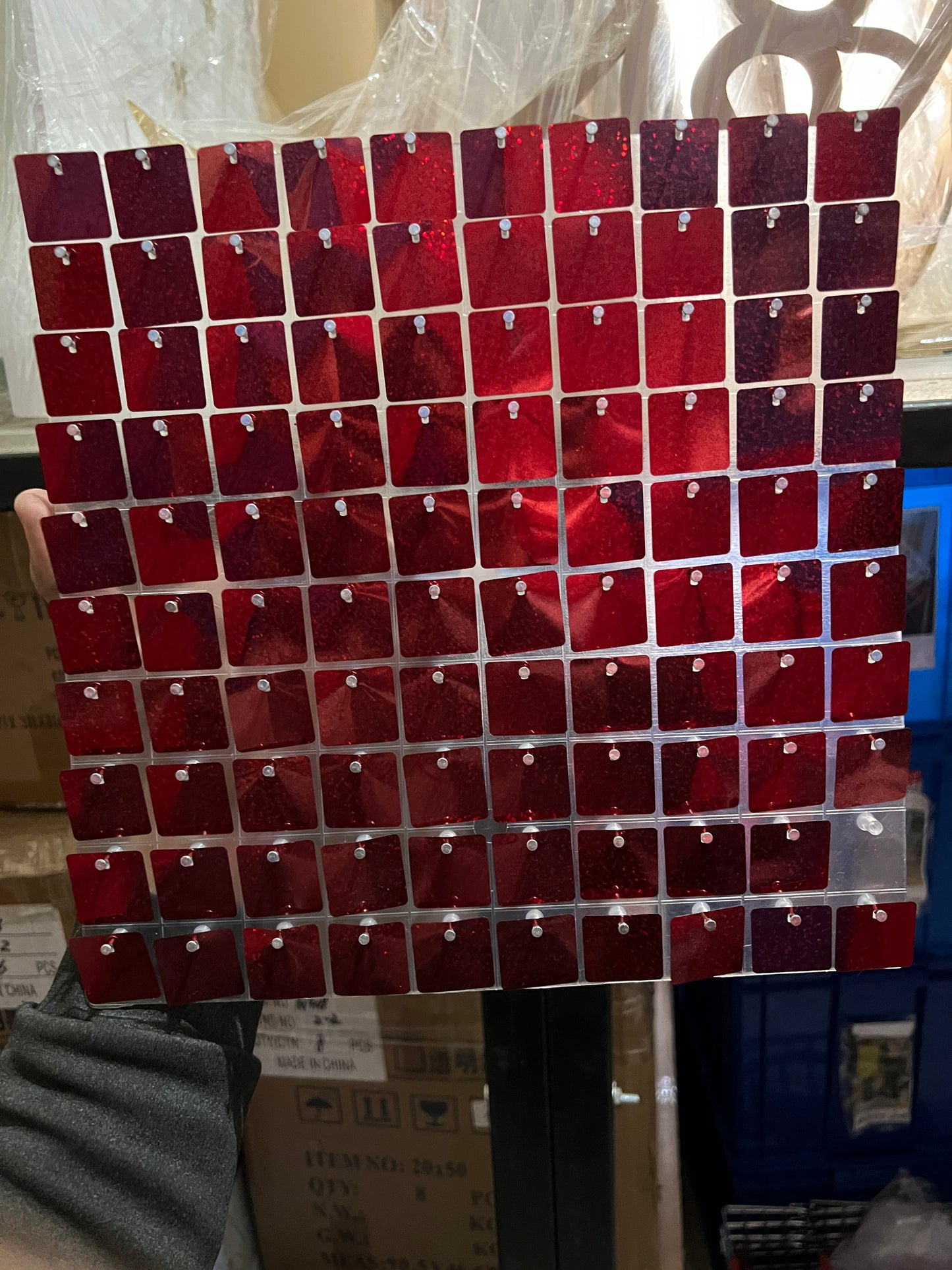 N256-102 Red Acrylic Square Wind Board (100)