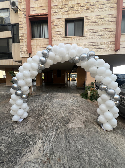 Arch Balloons entrance