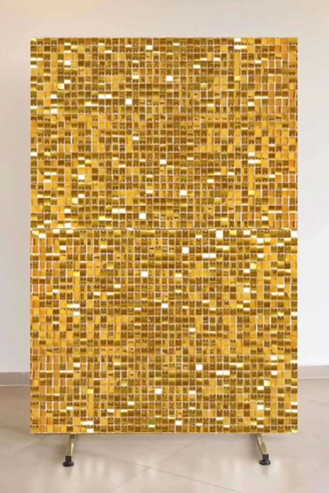N256-141 Gold Acrylic Square Wind Board (100)