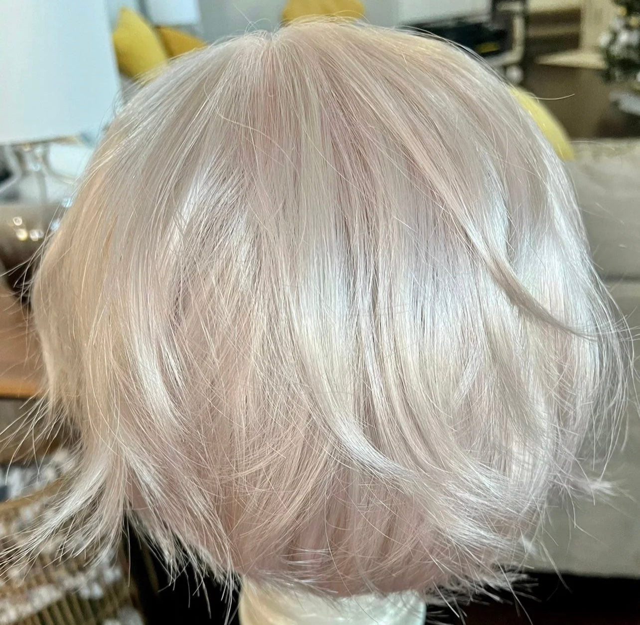 White Short Wig R970