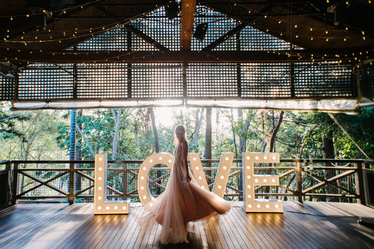 LOVE Letters Up