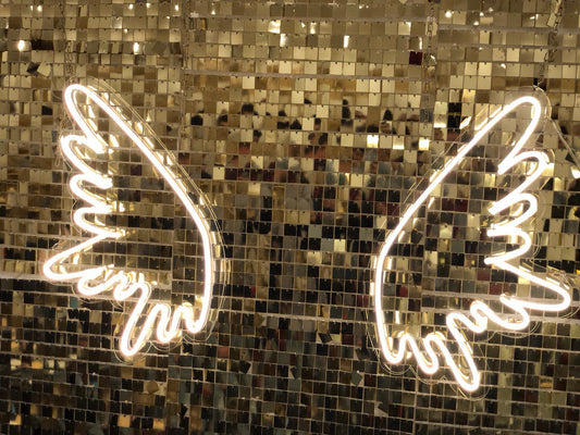 Rental Neon - Wings